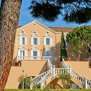 https://hotel-club-vacanciel-roquebrune.fr-provencehotel.com